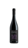 La Marchesan Aglianico, elegante Weinflasche vor schwarzem Hintergrund
