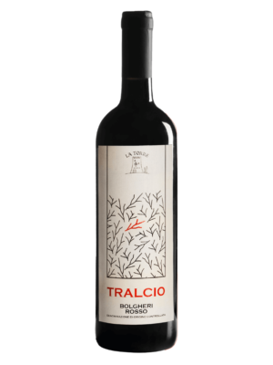 Flasche Tralcio Bolgheri Rosso DOC 2021 vom Weingut La Torre in Castagneto Carducci vor schwarzem Hintergrund
